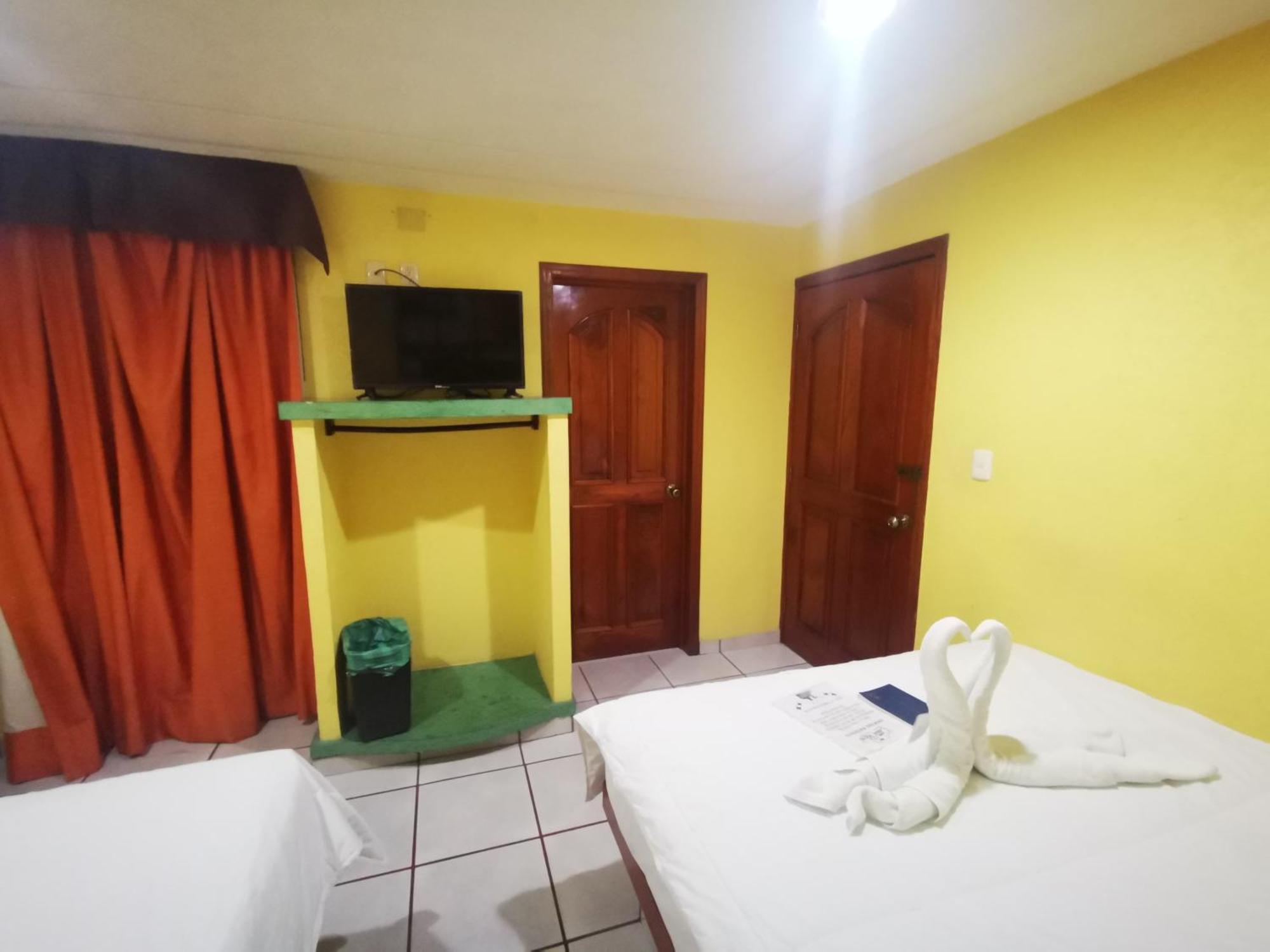 Casa Real Hotell Poza Rica Exteriör bild